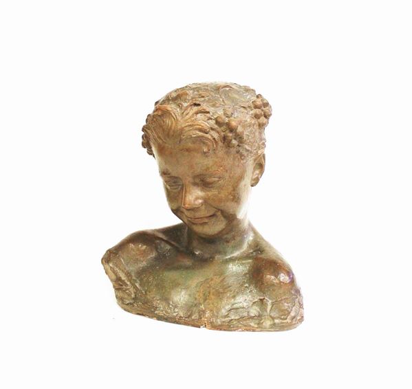 Scultura, sec. XX, in terracotta smaltata, raffigurante busto di fanciullo realisticamente reso, firmata al verso, alt. cm 30,5
