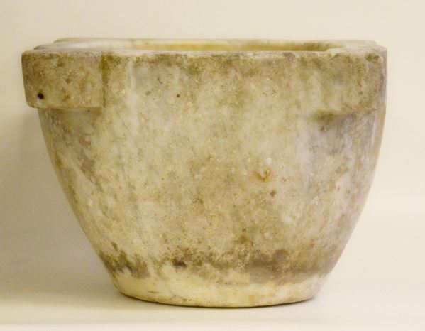 Mortaio, sec. XIX, in marmo,  - Asta GIOIELLI, ARGENTI, DIPINTI E OGGETTI D'ARTE ANTICA E CONTEMPORANEA - Poggio Bracciolini Casa d'Aste