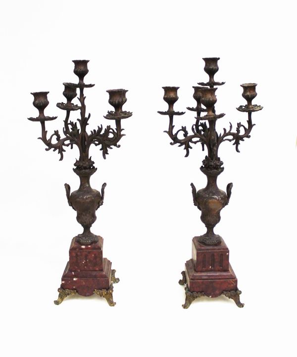 Coppia di candelabri, Francia, Napoleone III, in gelamina patinata, cinque