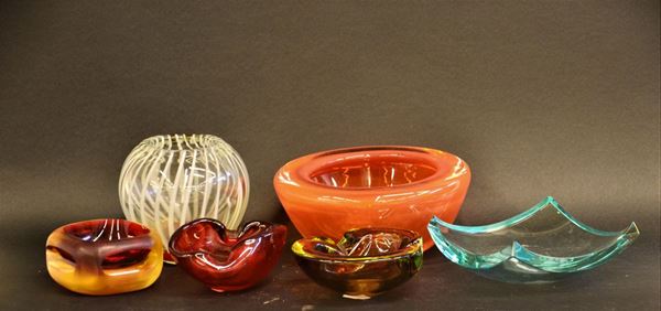 Due posacenere, in vetro di Murano nei toni del rosso