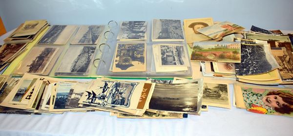 Lotto di trecentotrenta cartoline , sec. XX  - Asta GIOIELLI, ARGENTI, DIPINTI E OGGETTI D'ARTE ANTICA E CONTEMPORANEA - Poggio Bracciolini Casa d'Aste
