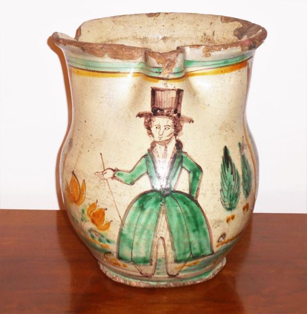 Grande brocca, Italia meridionale, sec. XVIII, in maiolica decorata, alt.&nbsp;
