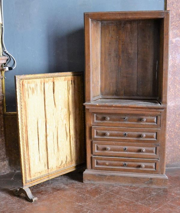Libreria, sec. XIX, da incasso, in noce, quattro&nbsp;&nbsp;&nbsp;&nbsp;&nbsp;&nbsp;&nbsp;&nbsp;&nbsp;&nbsp;&nbsp;&nbsp;&nbsp;&nbsp;&nbsp;&nbsp;&nbsp;&nbsp;&nbsp;&nbsp;&nbsp;&nbsp;&nbsp;&nbsp;&nbsp;&nbsp;  - Asta ASTA A TEMPO - ANTIQUARIATO E COLLEZIONISMO - Poggio Bracciolini Casa d'Aste