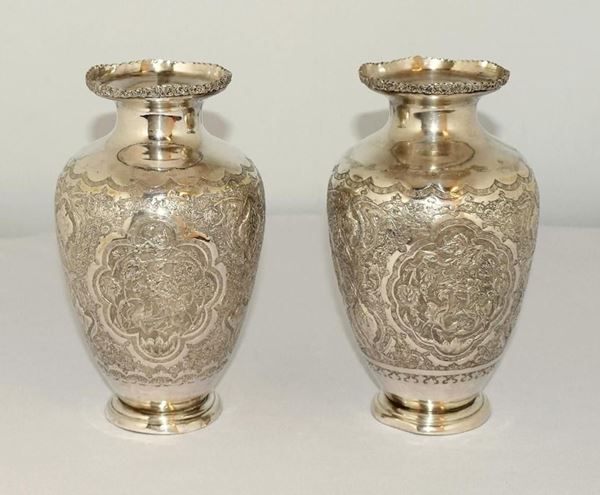 COPPIA DI VASI , PERSIA SEC. XIX/XX&nbsp;&nbsp;&nbsp;&nbsp;&nbsp;&nbsp;&nbsp;&nbsp;&nbsp;&nbsp;&nbsp;&nbsp;&nbsp;&nbsp;&nbsp;&nbsp;&nbsp;&nbsp;&nbsp;&nbsp;&nbsp;&nbsp;&nbsp;&nbsp;&nbsp;&nbsp;&nbsp;&nbsp;&nbsp;&nbsp;&nbsp;&nbsp;&nbsp;&nbsp;&nbsp;&nbsp;&nbsp;&nbsp;&nbsp;