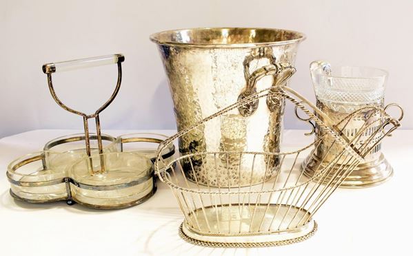 PORTABOTTIGLIE , PORTAGHIACCHIO E PORTA SALATINI  - Asta GIOIELLI, ARGENTI, ARREDI, OGGETTI D'ARTE E DIPINTI - Poggio Bracciolini Casa d'Aste