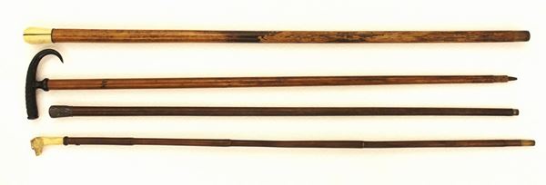Quattro bastoni,  sec. XIX-XX, in materiali varri, alt. massima cm 91 (4)