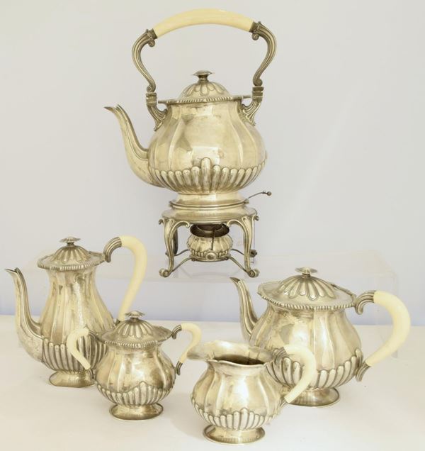 SERVITO DA TE' E CAFFE' , MILANO ARGENTIERE PIFFARELIO&nbsp;&nbsp;&nbsp;&nbsp;&nbsp;&nbsp;&nbsp;&nbsp;&nbsp;&nbsp;&nbsp;&nbsp;&nbsp;&nbsp;&nbsp;&nbsp;&nbsp;&nbsp;&nbsp;&nbsp;  - Asta ASTA A TEMPO- GIOIELLI, ARREDI D'ANTIQUARIATO, DIPINTI E SCULTURE - Poggio Bracciolini Casa d'Aste