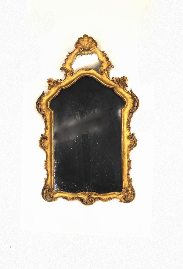 Specchiera, in stile 700, in legno intagliato e dorato, luce sagomata,&nbsp;&nbsp;&nbsp;&nbsp;