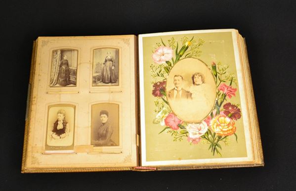 Album, sec. XIX-XX, contenente settantacinque fotoritratti                