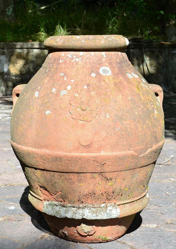 Orcio, sec. XIX, in terracotta,&nbsp;&nbsp;&nbsp;&nbsp;&nbsp;&nbsp;&nbsp;&nbsp;&nbsp;&nbsp;&nbsp;&nbsp;&nbsp;&nbsp;&nbsp;&nbsp;&nbsp;&nbsp;&nbsp;&nbsp;&nbsp;&nbsp;&nbsp;&nbsp;&nbsp;&nbsp;&nbsp;&nbsp;&nbsp;&nbsp;&nbsp;&nbsp;&nbsp;&nbsp;&nbsp;&nbsp;&nbsp;&nbsp;&nbsp;&nbsp;&nbsp;&nbsp;&nbsp;