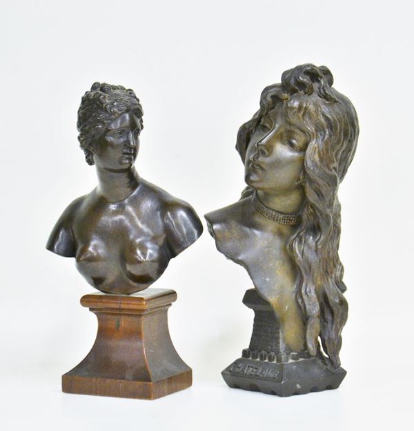 Due sculture, sec. XX, in bronzo e metallo, raffiguranti castellana e busto