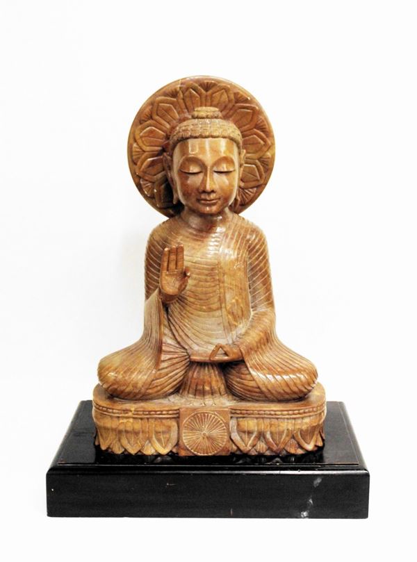 Scultura, arte orientale, sec. XX, in pietra saponaria, raffigurante Budda