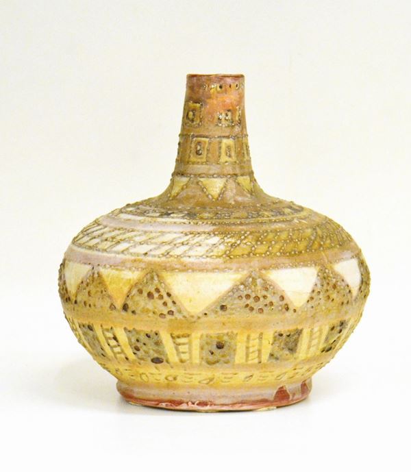Centrotavola, manifattura Solimene, Vietri, in ceramica, alt. cm 26&nbsp;&nbsp;&nbsp;&nbsp;&nbsp;&nbsp;&nbsp;