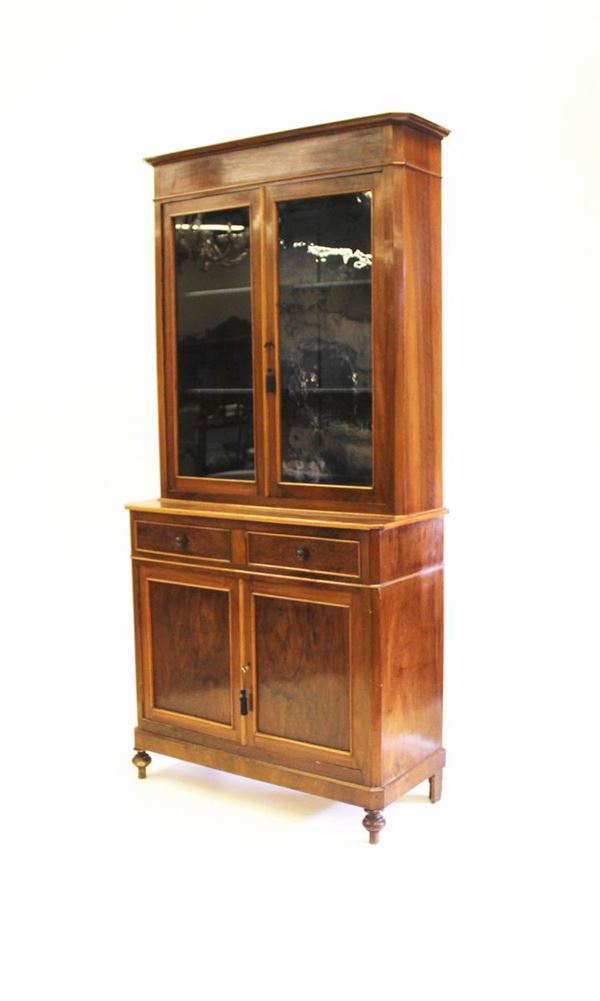 Credenza a doppio corpo, sec. XIX, lastronata in&nbsp;&nbsp;&nbsp;&nbsp;&nbsp;&nbsp;&nbsp;&nbsp;&nbsp;&nbsp;&nbsp;&nbsp;&nbsp;&nbsp;&nbsp;&nbsp;&nbsp;&nbsp;&nbsp;&nbsp;&nbsp;&nbsp;&nbsp;&nbsp;&nbsp;&nbsp;
