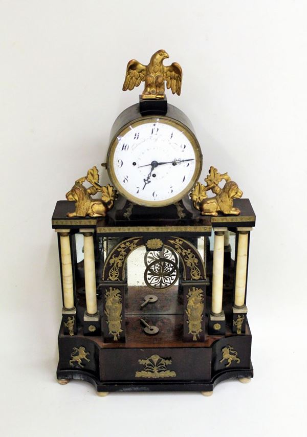 Orologio a pendolo, Ferdinad Ruff Wien, sec. XIX, struttura a tempietto in