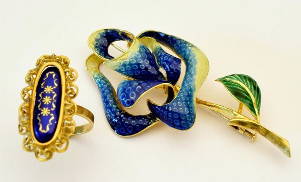 ANELLO E SPILLA IN ORO GIALLO E SMALTI&nbsp;&nbsp;&nbsp;&nbsp;&nbsp;&nbsp;&nbsp;&nbsp;&nbsp;&nbsp;&nbsp;&nbsp;&nbsp;&nbsp;&nbsp;&nbsp;&nbsp;&nbsp;&nbsp;&nbsp;&nbsp;&nbsp;&nbsp;&nbsp;&nbsp;&nbsp;&nbsp;&nbsp;&nbsp;&nbsp;&nbsp;&nbsp;&nbsp;&nbsp;&nbsp;&nbsp;