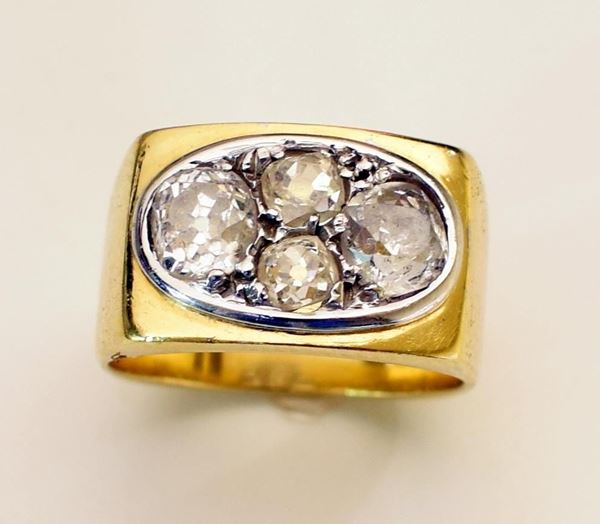 ANELLO IN ORO GIALLO E DIAMANTI