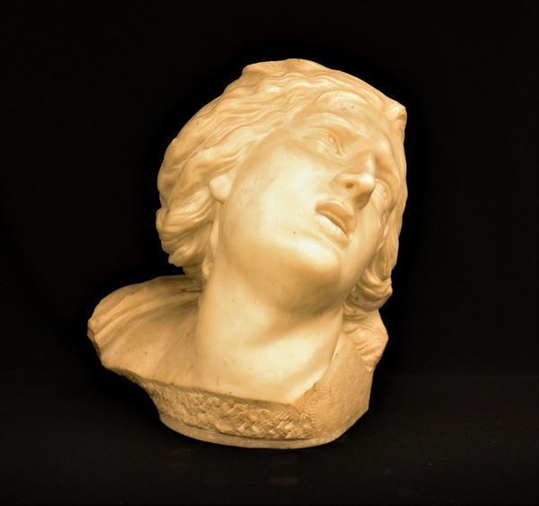 Scultura, sec. XVII, in marmo raffigurante volto femminile, alt. cm 35