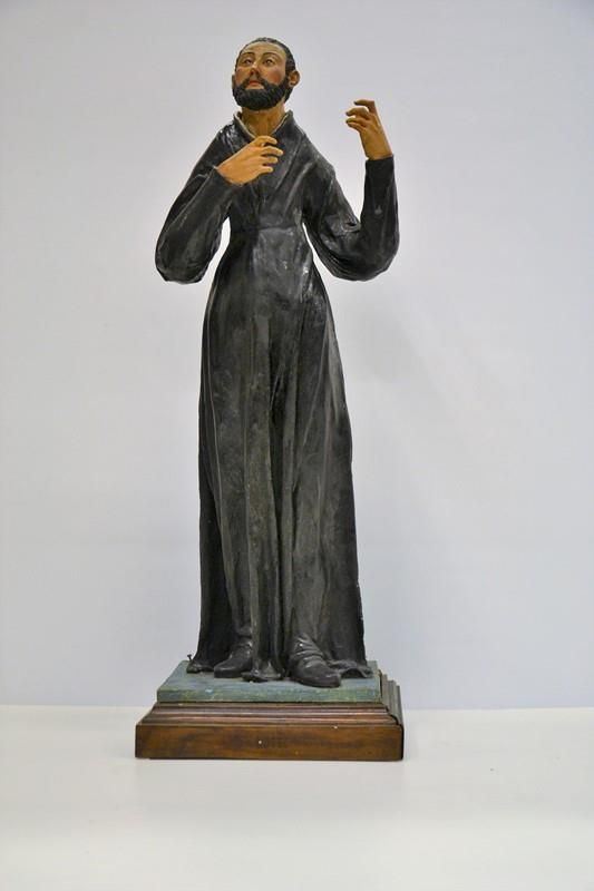 Scultura, sec. XIX, in cartapesta laccata in policromia,