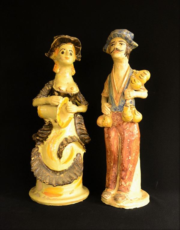 Due sculture, Caltagirone, sec. XX, in terracotta  - Asta ANTIQUARIATO, COLLEZIONISMO E GIOIELLI - Poggio Bracciolini Casa d'Aste