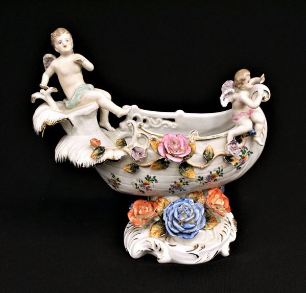 Jatte, Vecchia Parigi, sec. XX, in porcellana decorata in policromia,&nbsp;&nbsp;&nbsp;&nbsp;&nbsp;