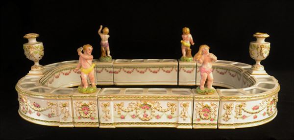 Centrotavola, inizi sec. XIX, manifattura Ginori, in ceramica,