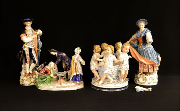 Gruppo, sec. XX, manifattura Capodimonte, in bisquit,
