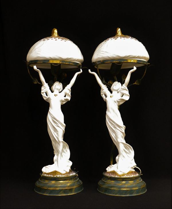 Coppia di lumi, in stile Liberty, in ceramica Ginori