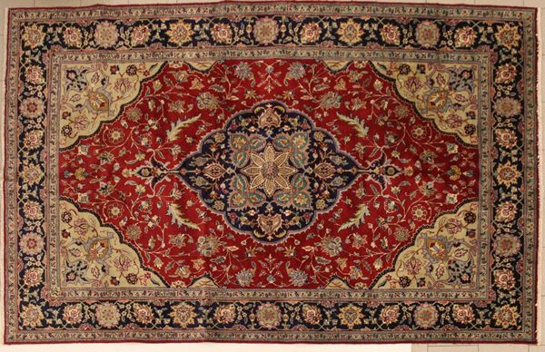 Tappeto persiano Tabris, fondo rosso, con riquadri avorio e avana, cm 325x220
