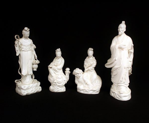 Quattro sculturine, Cina, sec. XX, in porcellana bianca, modellate a      