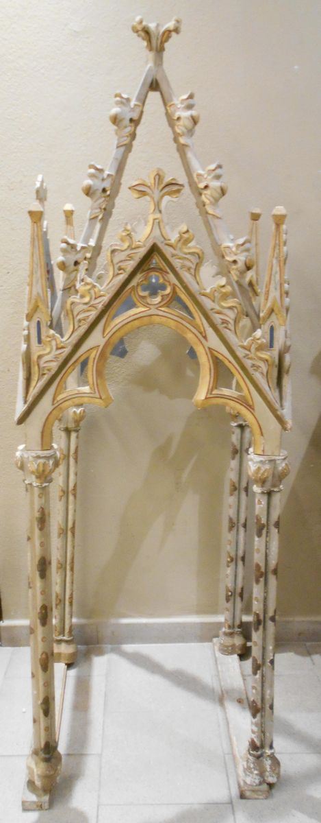 Tabernacolo, sec. XIX, in legno laccato bianco-oro ed intagliato, cm&nbsp;&nbsp;&nbsp;&nbsp;&nbsp;&nbsp;  - Asta GIOIELLI, ARGENTI, E OPERE DI ARTE ANTICA E CONTEMPORANEA - Poggio Bracciolini Casa d'Aste