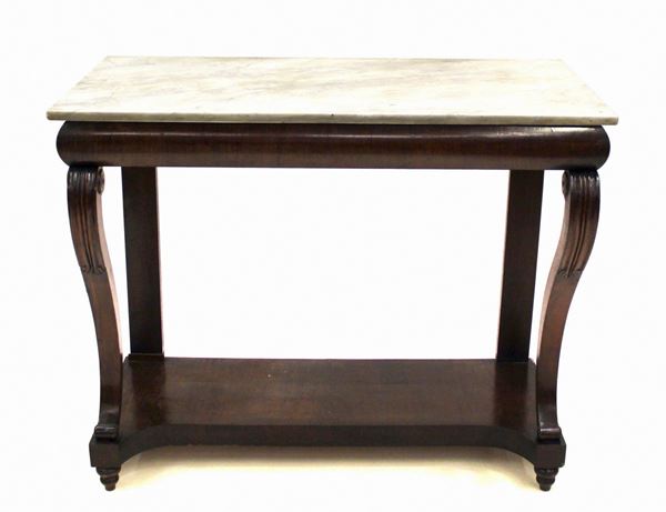 Console, sec. XIX, piano rettangolare in marmo bianco e fascia sottostante