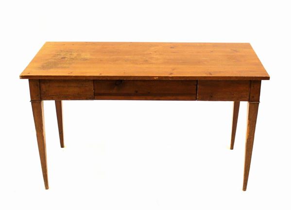 Tavolo, sec. XIX, in legno di conifera, piano rettangolare, cassetto nella