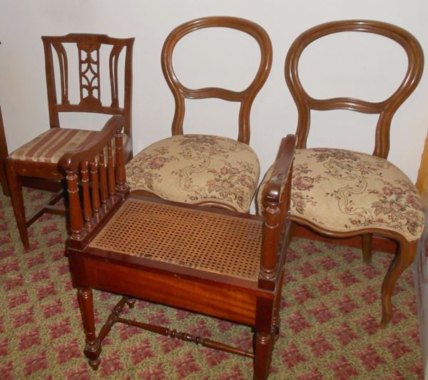 Coppia di sedie, sec. XX, con spalliere ricurve, sedie, sec. XVIII in noce