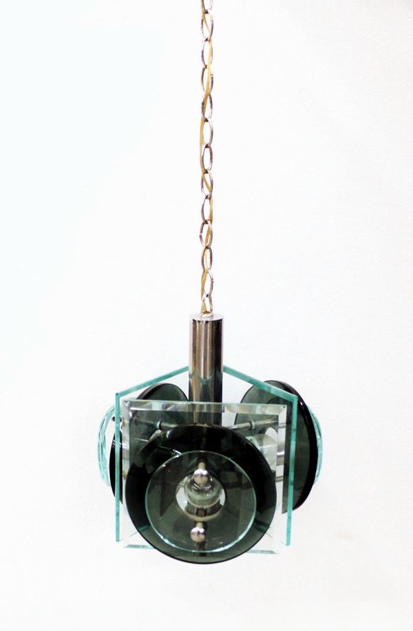 Lampadario e due applique, sec. XX, in cristallo molato incolere e fum&egrave;&nbsp;&nbsp;&nbsp;