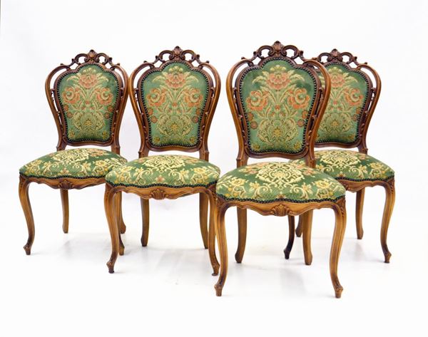 Quattro sedie, Luigi Filippo, in noce intagliato, seduta e schinale       