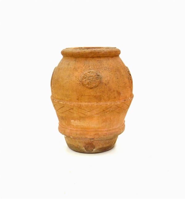 Orcetto, sec. XX, manifattura Malevolti, Impruneta, in terracotta, alt. cm  - Asta GIOIELLI, ARREDI D'ANTIQUARIATO, DIPINTI DAL XVI AL XX SECOLO E ARGENTI - Poggio Bracciolini Casa d'Aste