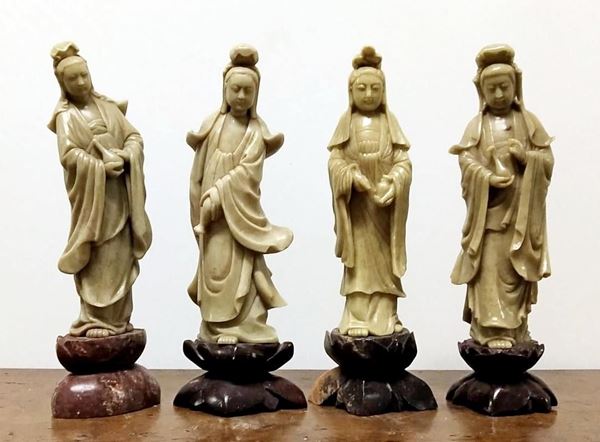 Quattro sculture, arte orientale, sec. XX