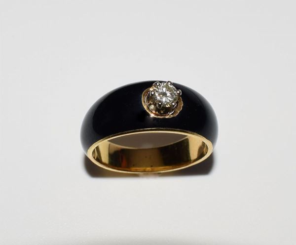 ANELLO IN ORO GIALLO, DIAMANTE E SMALTO&nbsp;&nbsp;&nbsp;&nbsp;&nbsp;&nbsp;&nbsp;&nbsp;&nbsp;&nbsp;&nbsp;&nbsp;&nbsp;&nbsp;&nbsp;&nbsp;&nbsp;&nbsp;&nbsp;&nbsp;&nbsp;&nbsp;&nbsp;&nbsp;&nbsp;&nbsp;&nbsp;&nbsp;&nbsp;&nbsp;&nbsp;&nbsp;&nbsp;&nbsp;&nbsp;