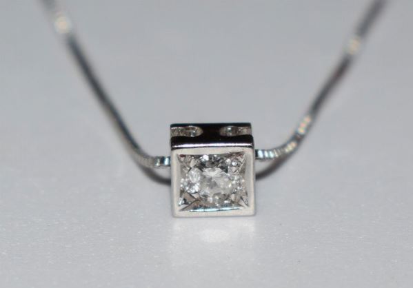COLLANA PUNTO LUCE IN ORO BIANCO E DIAMANTE&nbsp;&nbsp;&nbsp;&nbsp;&nbsp;&nbsp;&nbsp;&nbsp;&nbsp;&nbsp;&nbsp;&nbsp;&nbsp;&nbsp;&nbsp;&nbsp;&nbsp;&nbsp;&nbsp;&nbsp;&nbsp;&nbsp;&nbsp;&nbsp;&nbsp;&nbsp;&nbsp;&nbsp;&nbsp;&nbsp;&nbsp;