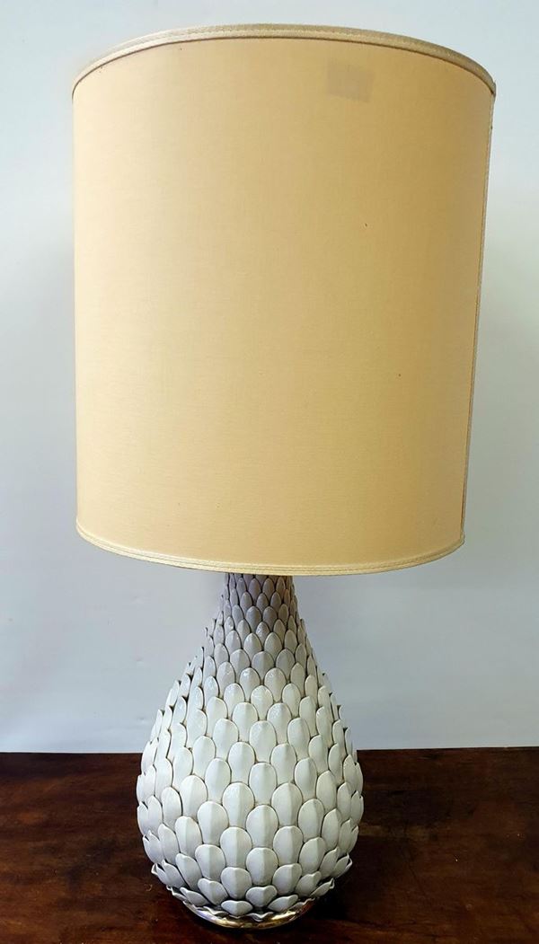 Lume da tavolo, anni '70, in maiolica smaltata&nbsp;&nbsp;&nbsp;&nbsp;&nbsp;&nbsp;&nbsp;&nbsp;&nbsp;&nbsp;&nbsp;&nbsp;&nbsp;&nbsp;&nbsp;&nbsp;&nbsp;&nbsp;&nbsp;&nbsp;&nbsp;&nbsp;&nbsp;&nbsp;&nbsp;&nbsp;&nbsp;&nbsp;