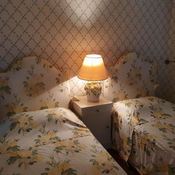 Due testate di letto, comodino e&nbsp;&nbsp;&nbsp;&nbsp;&nbsp;&nbsp;&nbsp;&nbsp;&nbsp;&nbsp;&nbsp;&nbsp;&nbsp;&nbsp;&nbsp;&nbsp;&nbsp;&nbsp;&nbsp;&nbsp;&nbsp;&nbsp;&nbsp;&nbsp;&nbsp;&nbsp;&nbsp;&nbsp;&nbsp;&nbsp;&nbsp;&nbsp;&nbsp;&nbsp;&nbsp;&nbsp;&nbsp;&nbsp;&nbsp;&nbsp;&nbsp;&nbsp;