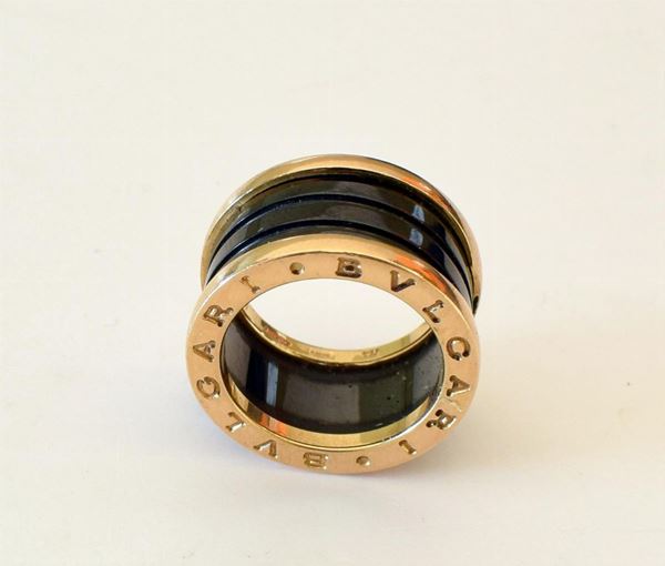 ANELLO BULGARI B zero 1,IN ORO GIALLO E CERAMICA&nbsp;&nbsp;&nbsp;&nbsp;&nbsp;&nbsp;&nbsp;&nbsp;&nbsp;&nbsp;&nbsp;&nbsp;&nbsp;&nbsp;&nbsp;&nbsp;&nbsp;&nbsp;&nbsp;&nbsp;&nbsp;&nbsp;&nbsp;&nbsp;&nbsp;&nbsp;  - Asta ARREDI DA UNA VILLA FIESOLANA, GIOIELLI, DIPINTI DAL XVII AL XX SECOLO - Poggio Bracciolini Casa d'Aste