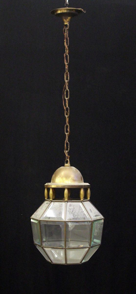 Lampadario a sospensione, sec. XX&nbsp;&nbsp;&nbsp;&nbsp;&nbsp;&nbsp;&nbsp;&nbsp;&nbsp;&nbsp;&nbsp;&nbsp;&nbsp;&nbsp;&nbsp;&nbsp;&nbsp;&nbsp;&nbsp;&nbsp;&nbsp;&nbsp;&nbsp;&nbsp;&nbsp;&nbsp;&nbsp;&nbsp;&nbsp;&nbsp;&nbsp;&nbsp;&nbsp;&nbsp;&nbsp;&nbsp;&nbsp;&nbsp;&nbsp;&nbsp;&nbsp;