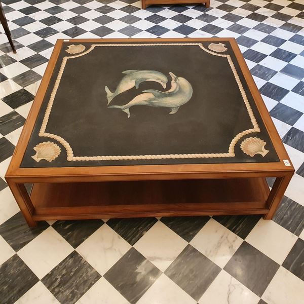 Tavolino basso, sec. XX, in ciliegio, piano in lavagna&nbsp;&nbsp;&nbsp;&nbsp;&nbsp;&nbsp;&nbsp;&nbsp;&nbsp;&nbsp;&nbsp;&nbsp;&nbsp;&nbsp;&nbsp;&nbsp;&nbsp;&nbsp;&nbsp;&nbsp;  - Asta ARREDI DA UNA VILLA FIESOLANA, GIOIELLI, DIPINTI DAL XVII AL XX SECOLO - Poggio Bracciolini Casa d'Aste