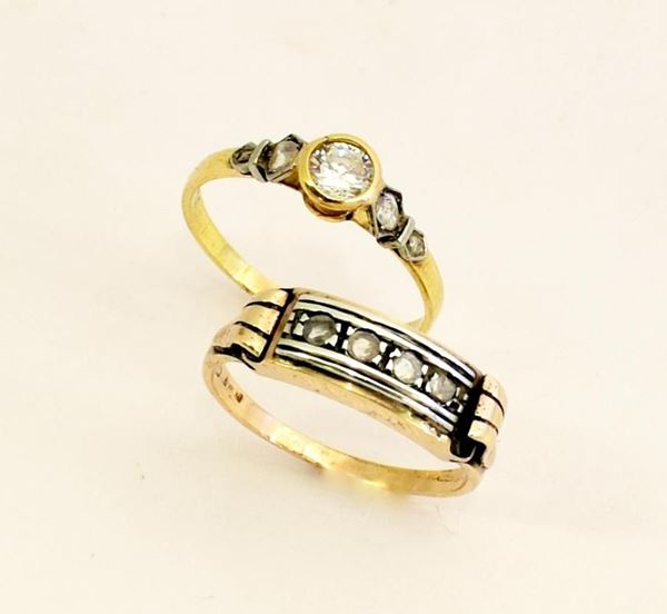 ANELLO IN ORO GIALLO,ORO BIANCO A BASSO TITOLO&nbsp;&nbsp;&nbsp;&nbsp;&nbsp;&nbsp;&nbsp;&nbsp;&nbsp;&nbsp;&nbsp;&nbsp;&nbsp;&nbsp;&nbsp;&nbsp;&nbsp;&nbsp;&nbsp;&nbsp;&nbsp;&nbsp;&nbsp;&nbsp;&nbsp;&nbsp;&nbsp;&nbsp;  - Asta GIOIELLI, ARGENTI, ARREDI, OGGETTI D'ARTE E DIPINTI - Poggio Bracciolini Casa d'Aste