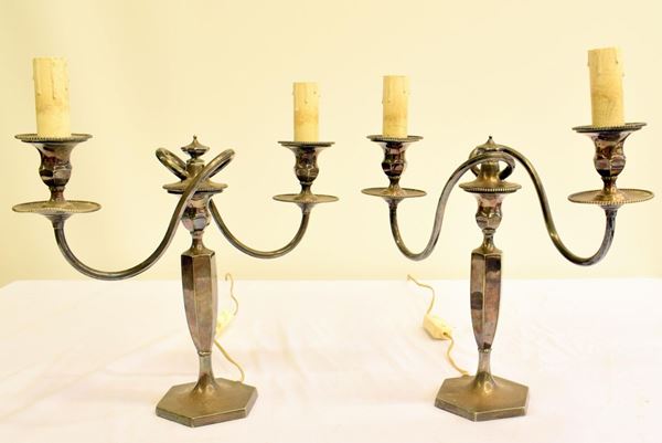 Coppia di candelabri, sec. XX&nbsp;&nbsp;&nbsp;&nbsp;&nbsp;&nbsp;&nbsp;&nbsp;&nbsp;&nbsp;&nbsp;&nbsp;&nbsp;&nbsp;&nbsp;&nbsp;&nbsp;&nbsp;&nbsp;&nbsp;&nbsp;&nbsp;&nbsp;&nbsp;&nbsp;&nbsp;&nbsp;&nbsp;&nbsp;&nbsp;&nbsp;&nbsp;&nbsp;&nbsp;&nbsp;&nbsp;&nbsp;&nbsp;&nbsp;&nbsp;&nbsp;&nbsp;&nbsp;&nbsp;&nbsp;