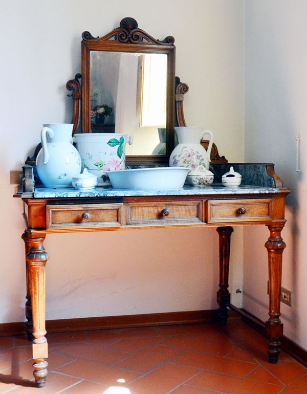 Toilette, sec. XIX&nbsp;&nbsp;&nbsp;&nbsp;&nbsp;&nbsp;&nbsp;&nbsp;&nbsp;&nbsp;&nbsp;&nbsp;&nbsp;&nbsp;&nbsp;&nbsp;&nbsp;&nbsp;&nbsp;&nbsp;&nbsp;&nbsp;&nbsp;&nbsp;&nbsp;&nbsp;&nbsp;&nbsp;&nbsp;&nbsp;&nbsp;&nbsp;&nbsp;&nbsp;&nbsp;&nbsp;&nbsp;&nbsp;&nbsp;&nbsp;&nbsp;&nbsp;&nbsp;&nbsp;&nbsp;&nbsp;&nbsp;&nbsp;&nbsp;&nbsp;&nbsp;&nbsp;&nbsp;&nbsp;&nbsp;&nbsp;