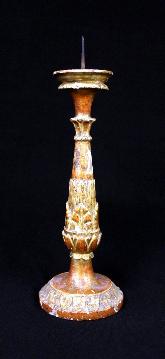Candelabro, fine sec. XVIII&nbsp;&nbsp;&nbsp;&nbsp;&nbsp;&nbsp;&nbsp;&nbsp;&nbsp;&nbsp;&nbsp;&nbsp;&nbsp;&nbsp;&nbsp;&nbsp;&nbsp;&nbsp;&nbsp;&nbsp;&nbsp;&nbsp;&nbsp;&nbsp;&nbsp;&nbsp;&nbsp;&nbsp;&nbsp;&nbsp;&nbsp;&nbsp;&nbsp;&nbsp;&nbsp;&nbsp;&nbsp;&nbsp;&nbsp;&nbsp;&nbsp;&nbsp;&nbsp;&nbsp;&nbsp;&nbsp;&nbsp;