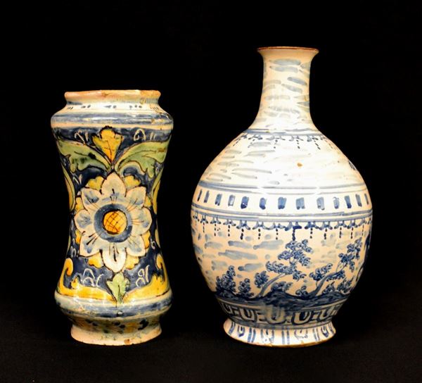Albarello e vaso ad anfora, sec. XIX&nbsp;&nbsp;&nbsp;&nbsp;&nbsp;&nbsp;&nbsp;&nbsp;&nbsp;&nbsp;&nbsp;&nbsp;&nbsp;&nbsp;&nbsp;&nbsp;&nbsp;&nbsp;&nbsp;&nbsp;&nbsp;&nbsp;&nbsp;&nbsp;&nbsp;&nbsp;&nbsp;&nbsp;&nbsp;&nbsp;&nbsp;&nbsp;&nbsp;&nbsp;&nbsp;&nbsp;&nbsp;&nbsp;
